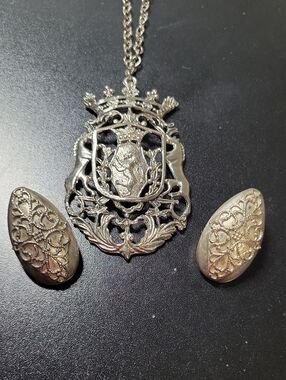 Silver-Tone Filigree Crest Pendant Necklace and Clip-On Earrings Set